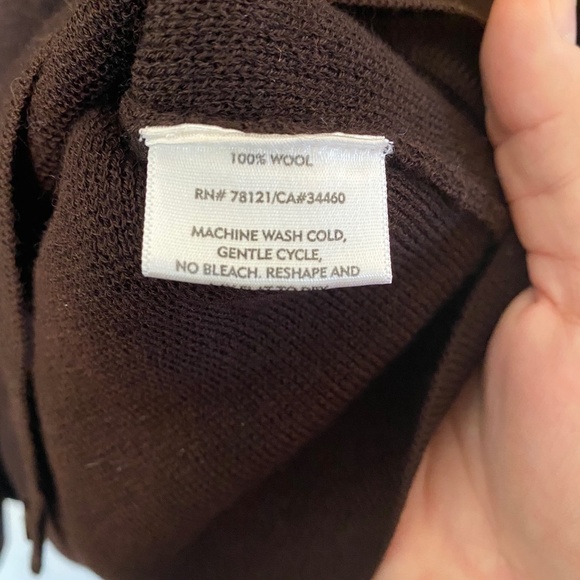 Eileen Fisher cardigan with pockets - Picture 6 of 9